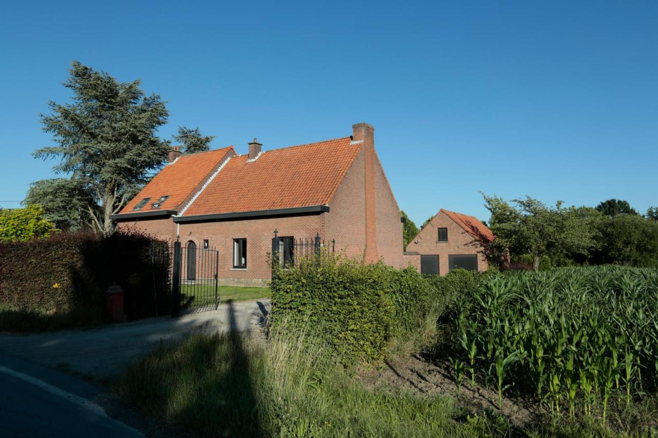 Huisje Van De Meentocht Rumst Exterior foto